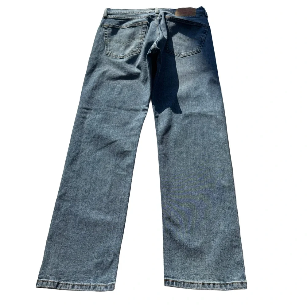 Levi’s 505 Denim Jeans Men's 32x30 Regular Fit Blue Straight Leg Fade Whiskering